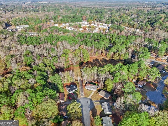 9 W Park Court, Newnan, GA 30263