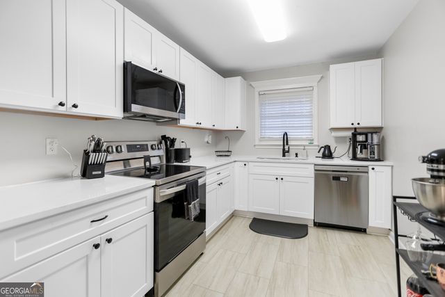 9 W Park Court, Newnan, GA 30263