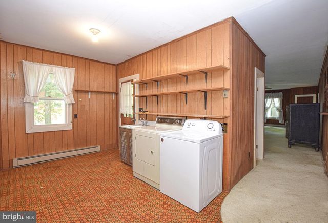 432 S CHURCH ST, Shepherdstown, WV 25443