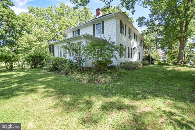432 S CHURCH ST, Shepherdstown, WV 25443