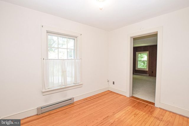 432 S CHURCH ST, Shepherdstown, WV 25443