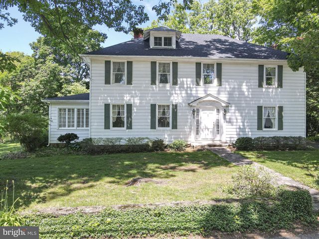 432 S CHURCH ST, Shepherdstown, WV 25443
