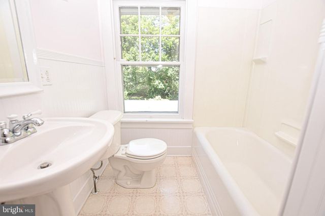 432 S CHURCH ST, Shepherdstown, WV 25443