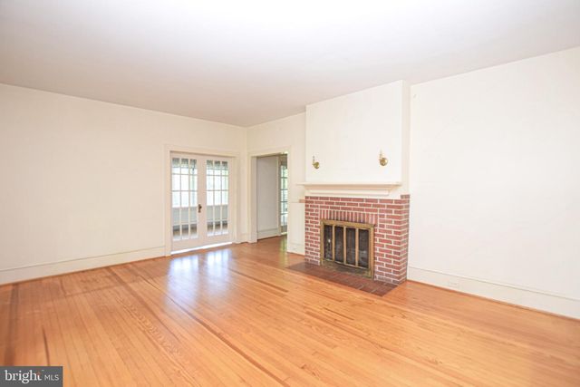 432 S CHURCH ST, Shepherdstown, WV 25443