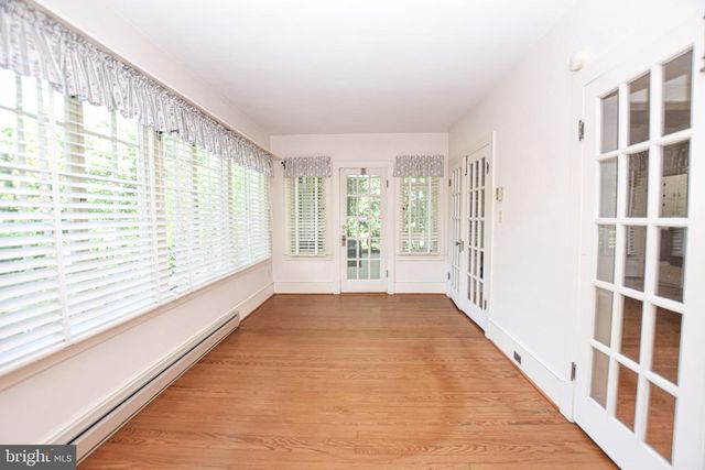 432 S CHURCH ST, Shepherdstown, WV 25443