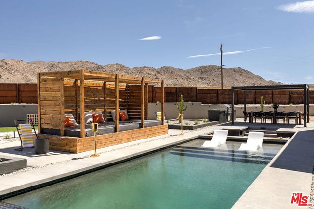 6765 Swanson Road, Joshua Tree, CA 92252