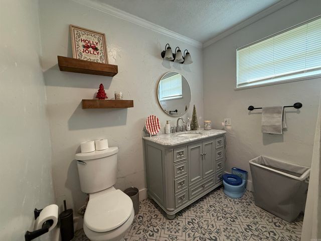 249 Clifton Dr, Wynne, AR 72396