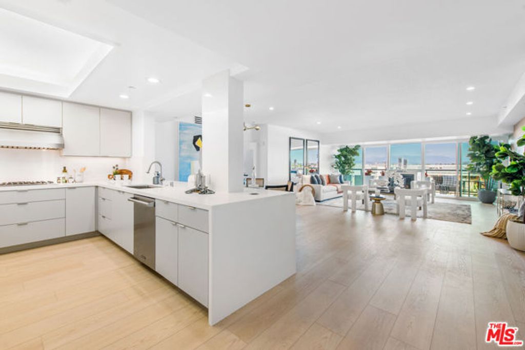 13600 Marina Pointe Drive 705, Marina Del Rey, CA 90292
