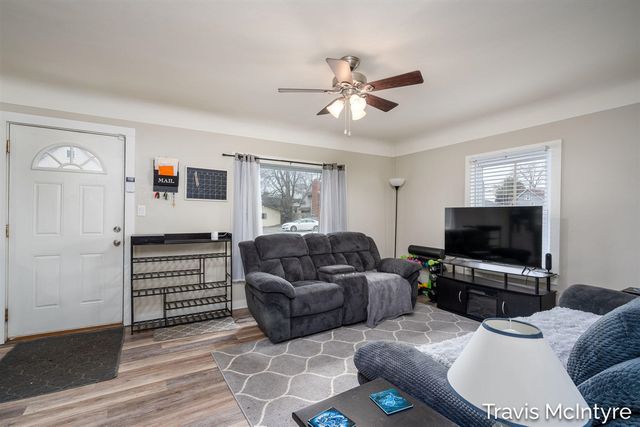 3521 Marine Street, Grandville, MI 49418