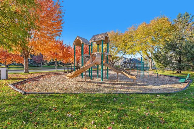 7343 Derby Lane, Shakopee, MN 55379