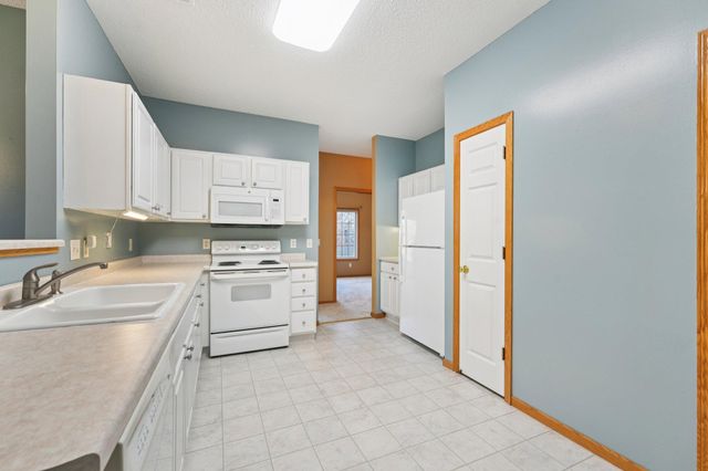 7343 Derby Lane, Shakopee, MN 55379