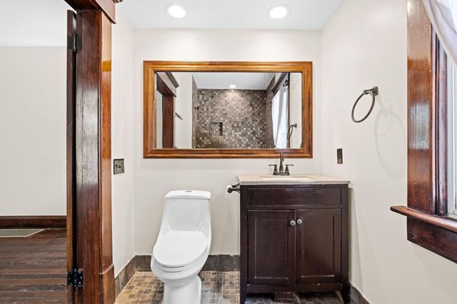 107 Price Road, Columbus, OH 43230