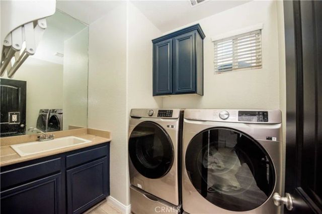 6674 Ashford Mill Court, Eastvale, CA 92880