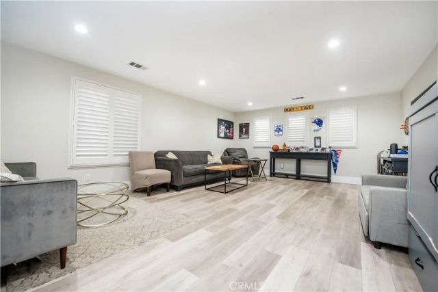 6674 Ashford Mill Court, Eastvale, CA 92880