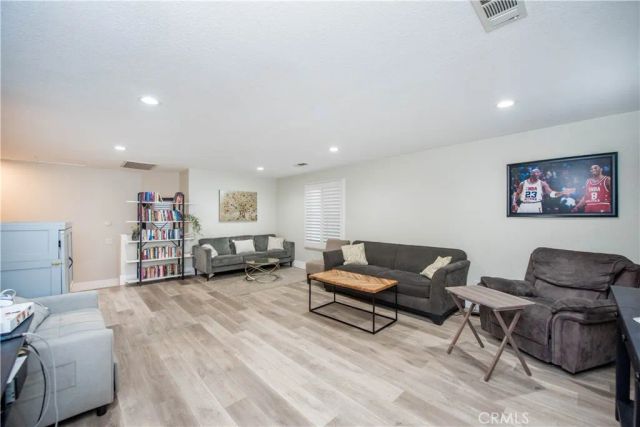 6674 Ashford Mill Court, Eastvale, CA 92880