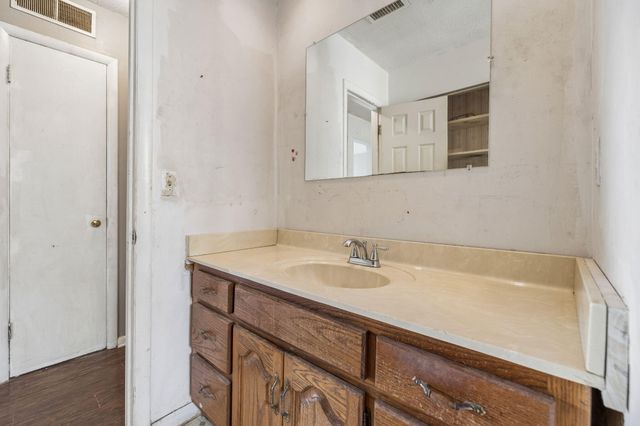 1215 Gadd Road A & B, Hixson, TN 37343