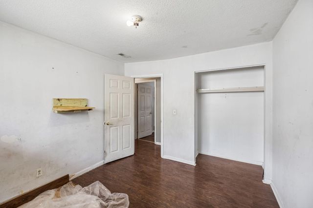 1215 Gadd Road A & B, Hixson, TN 37343