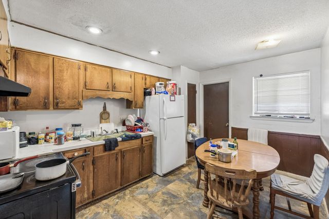 1215 Gadd Road A & B, Hixson, TN 37343