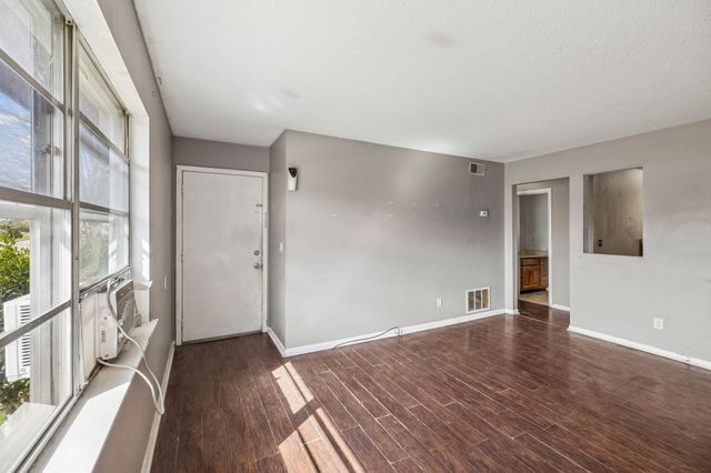 1215 Gadd Road A & B, Hixson, TN 37343