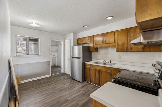 1215 Gadd Road A & B, Hixson, TN 37343