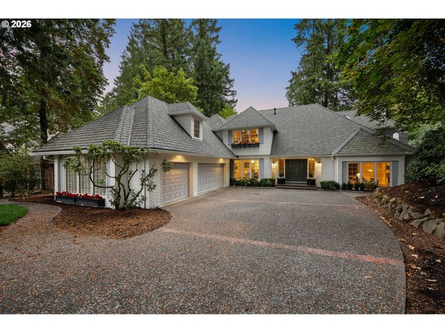 711 KENOLA Ct, Lake Oswego, OR 97034
