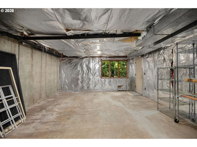 711 KENOLA Ct, Lake Oswego, OR 97034