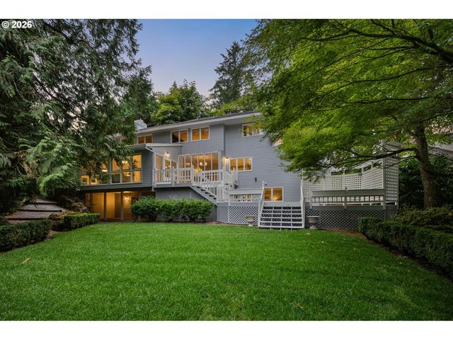711 KENOLA Ct, Lake Oswego, OR 97034
