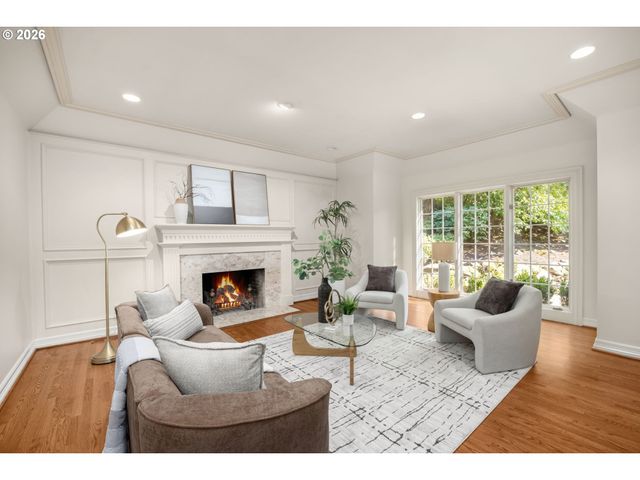 711 KENOLA Ct, Lake Oswego, OR 97034