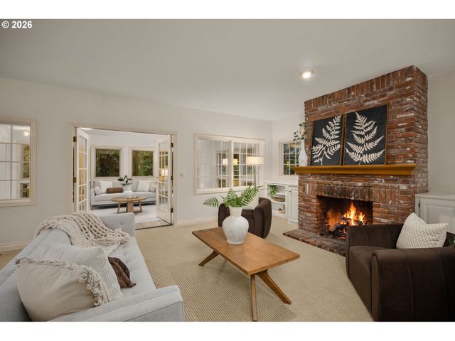 711 KENOLA Ct, Lake Oswego, OR 97034