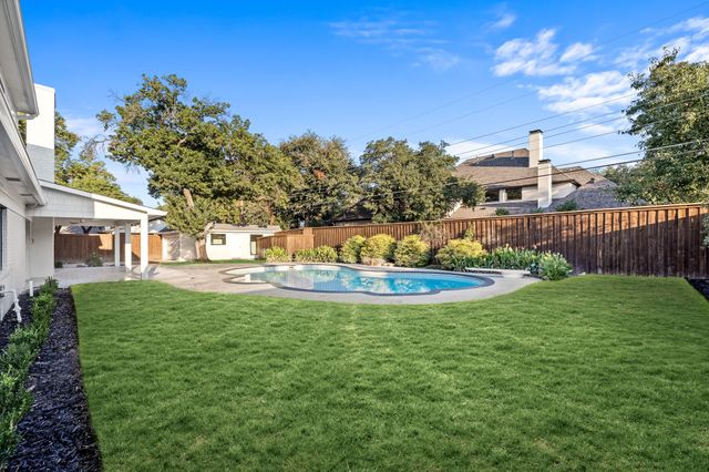 4441 Hockaday Drive, Dallas, TX 75229