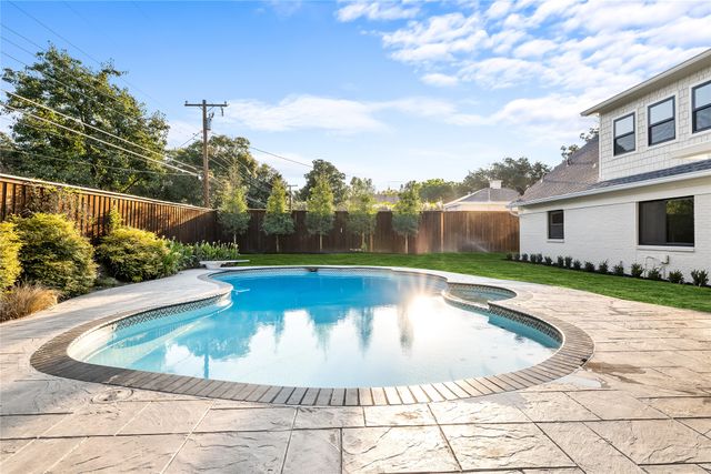 4441 Hockaday Drive, Dallas, TX 75229