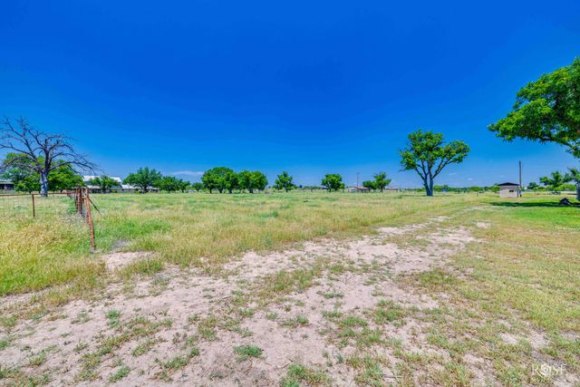 6402 Chalimar Road, San Angelo, TX 76904