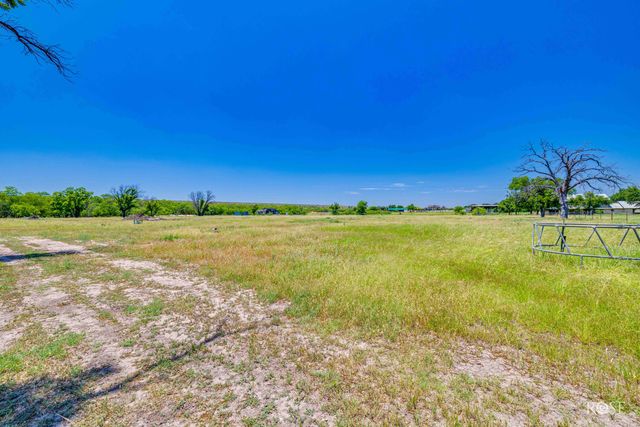 6402 Chalimar Road, San Angelo, TX 76904