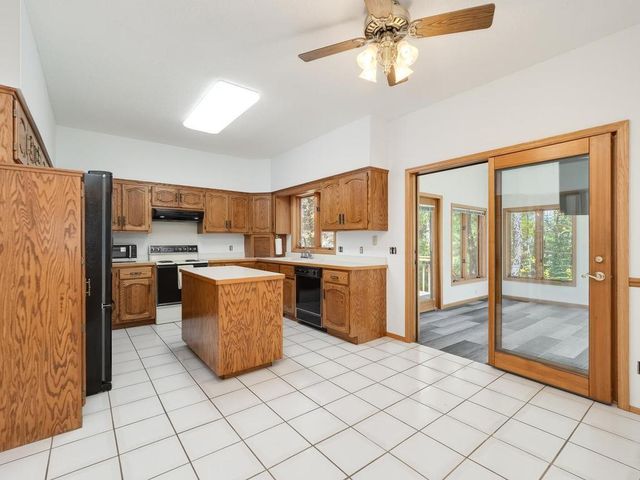 1523 Wellington Way, Eagan, MN 55122