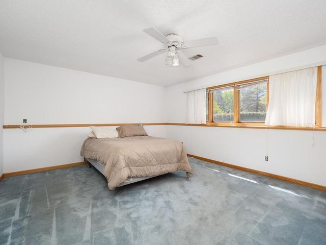 1523 Wellington Way, Eagan, MN 55122