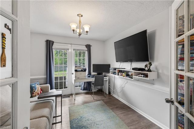 804 Erik Paul DR, Chesapeake, VA 23322