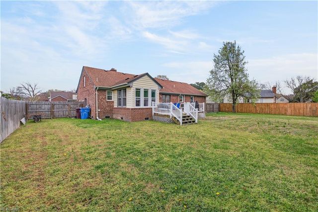 804 Erik Paul DR, Chesapeake, VA 23322