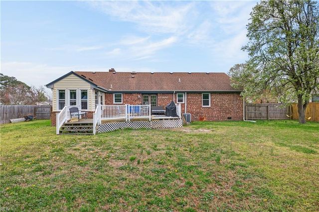 804 Erik Paul DR, Chesapeake, VA 23322