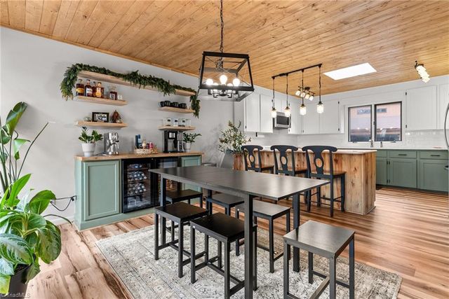 971 Ridge Road, Glade Valley, NC 28627