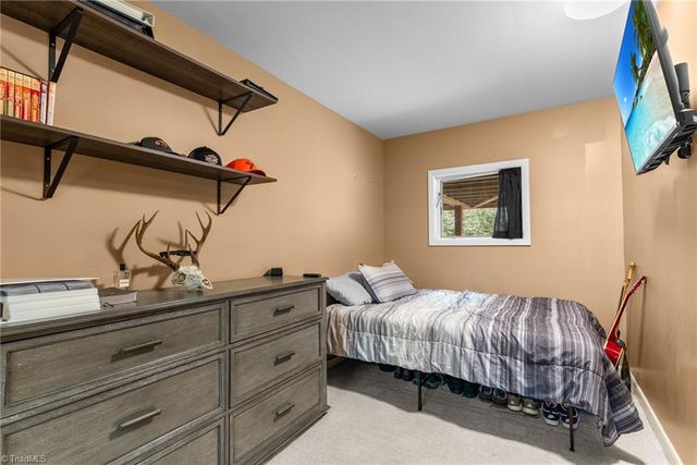 971 Ridge Road, Glade Valley, NC 28627