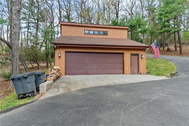 971 Ridge Road, Glade Valley, NC 28627