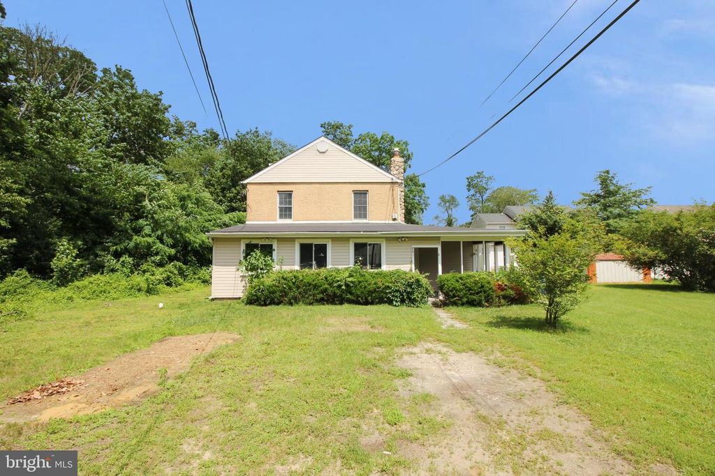 201 LINCOLN AVE, Mount Holly, NJ 08060