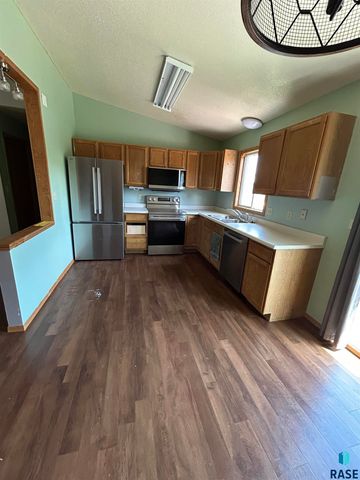 135 Carroll St Street, Tea, SD 57064