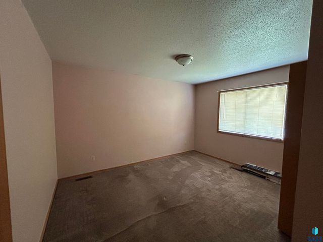 135 Carroll St Street, Tea, SD 57064