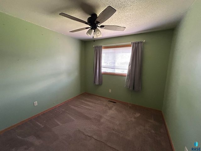 135 Carroll St Street, Tea, SD 57064