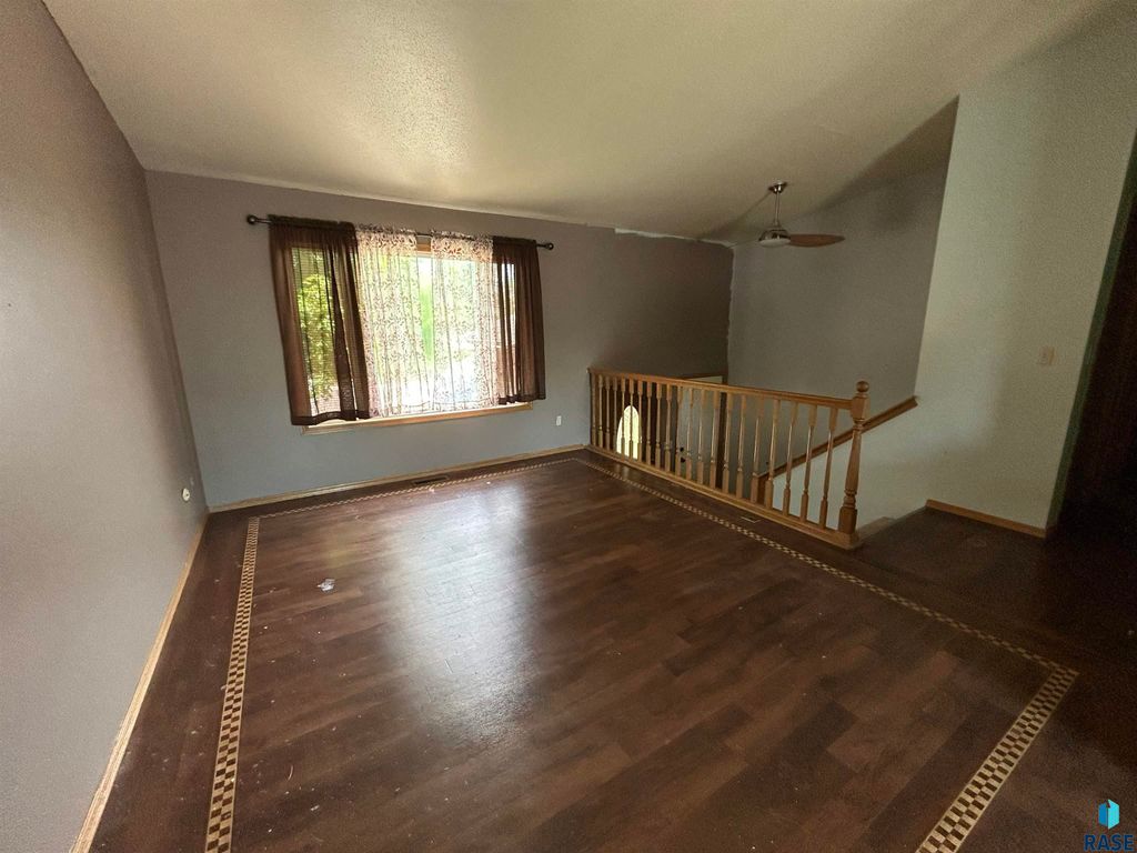 135 Carroll St Street, Tea, SD 57064