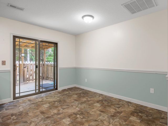 618 Chastine Drive, Spartanburg, SC 29301