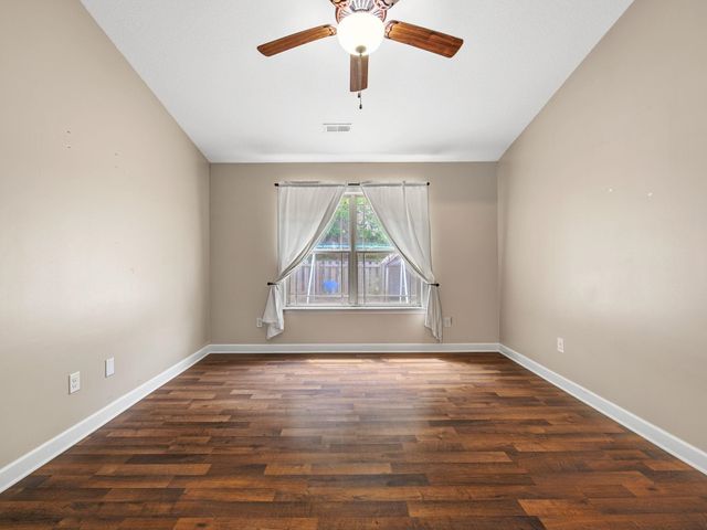 618 Chastine Drive, Spartanburg, SC 29301