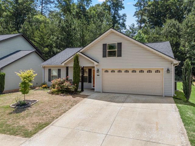618 Chastine Drive, Spartanburg, SC 29301