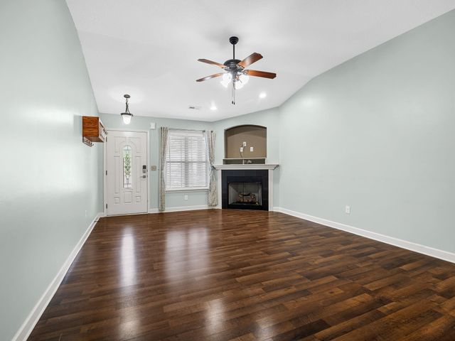 618 Chastine Drive, Spartanburg, SC 29301